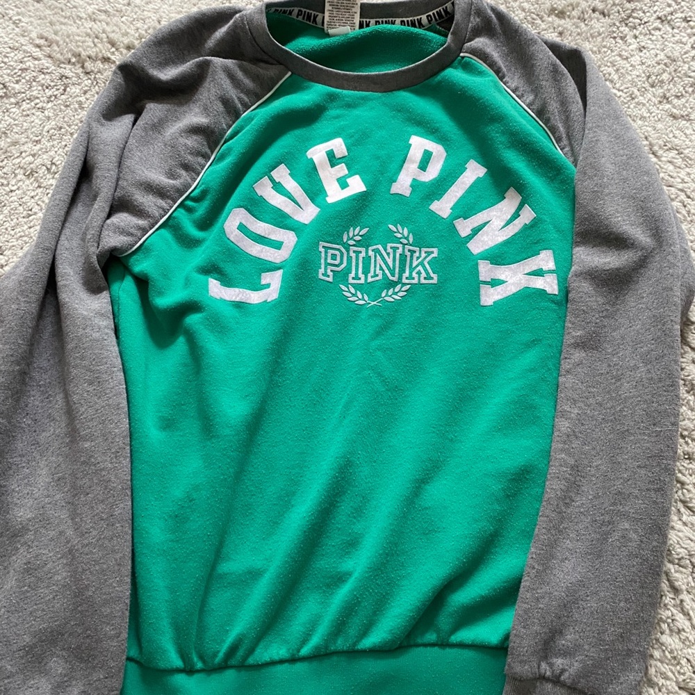 VS Pink crew neck